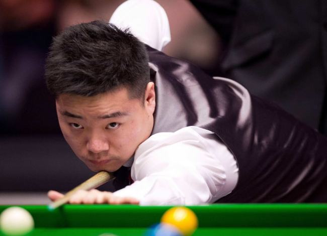 界足坛的深 界足坛的深