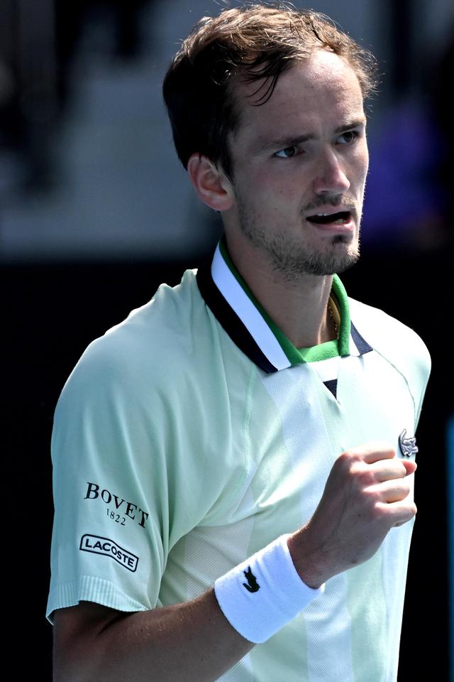 出色表现被 出色表现被